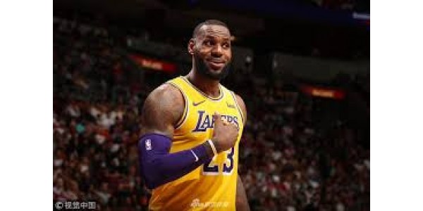 James će se povući iz NBA-a na neodređeno vrijeme